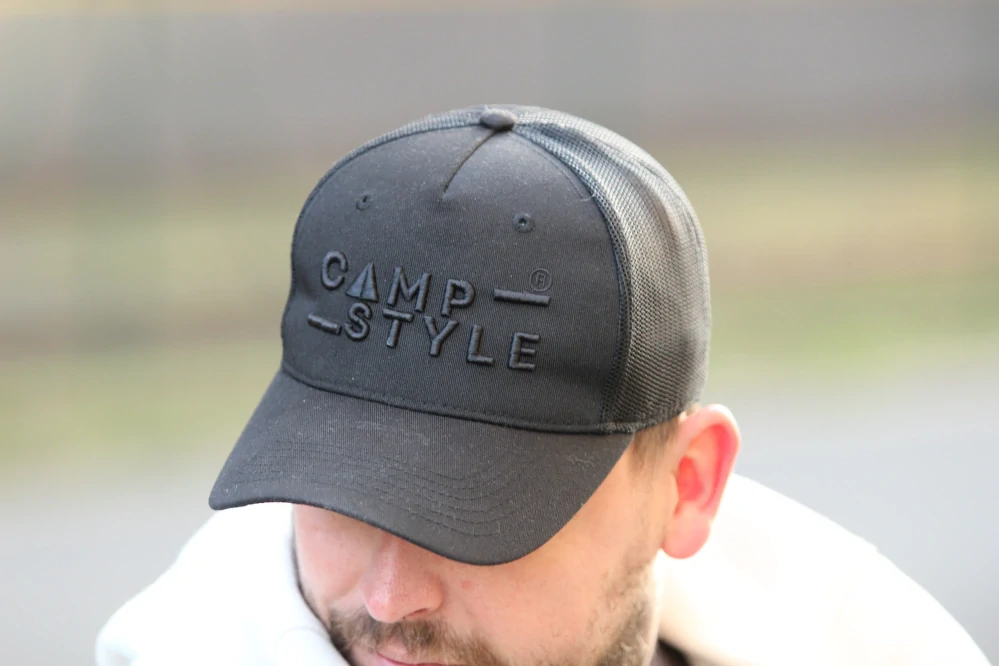 Kšiltovka BLACK on Black UNISEX